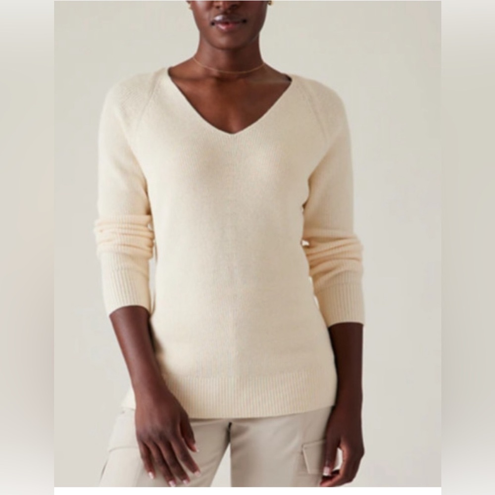 Athleta Hanover V-Neck Sweater, Cream, Size S